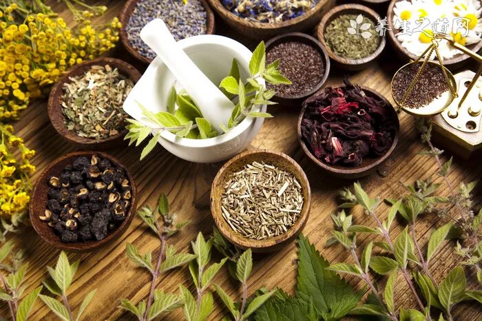 老年人如何选购自己的消毒柜