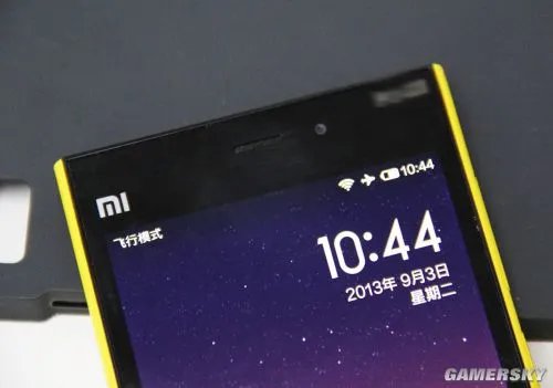 小米3代全球首发评测：1999元一枝独秀天下无敌