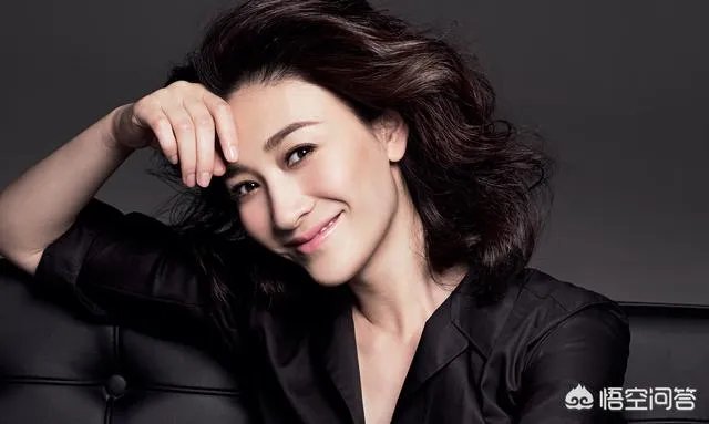 有哪些主持人在大型晚会上出现过失误？