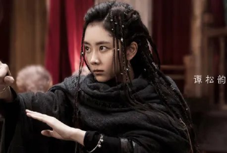 《民初奇人传》是根据哪本小说改编的？主要剧情概括