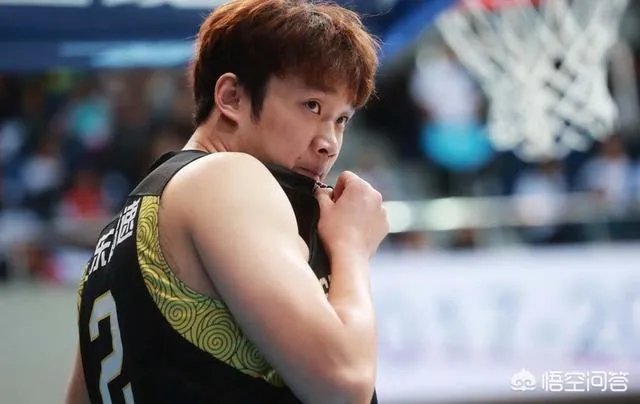 丁彦雨航蝉联CBA常规赛MVP！怎么评价小丁这赛季的表现？