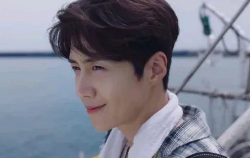 韩剧《海岸村恰恰恰》讲述的是什么故事?