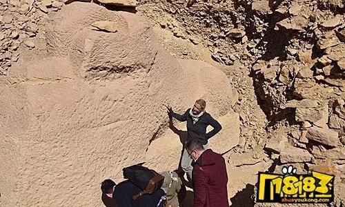 埃及出土狮身羊面像 距今已有三千年历史