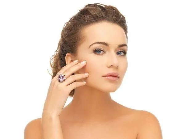 北京割双眼皮需要多少钱啊