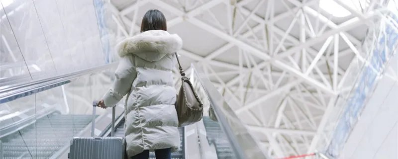 羽绒服上的油渍怎么去除 羽绒服上的油渍去除小窍门