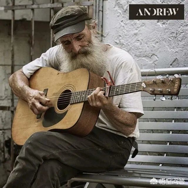 学Beyond的歌，需要使用什么吉他。电吉他首选还是木吉他也可以？