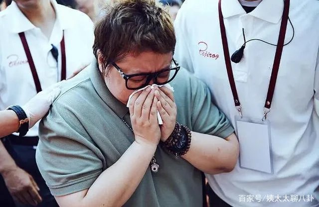 易烊千玺：出道时被diss最丑如今成为最有潜力男明星，他经历了什么？