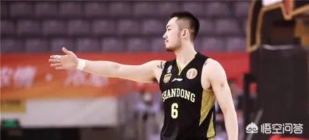 福特森绊人事件和睢冉肘击事件,除了硬件设施,CBA与NBA明显的差距还有哪些?