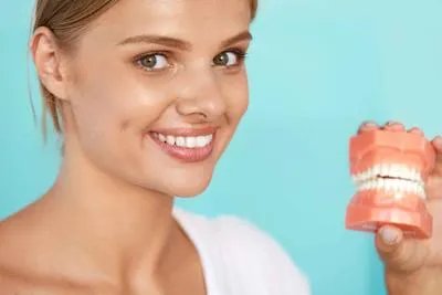 成人牙外伤嵌入怎么办