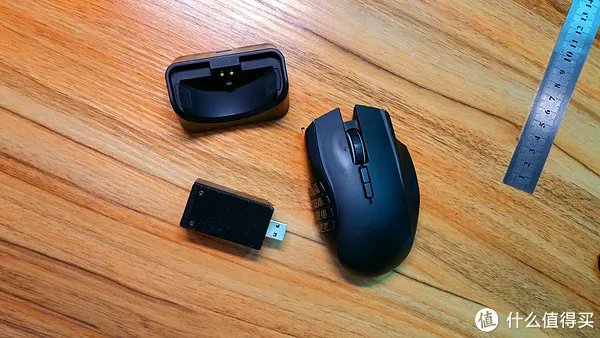 键盘鼠标外设 篇四十四:雷蛇Naga那伽梵蛇无极幻彩版底座拆解与便携化改造分享