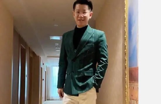 德云社相声演员章绍伟发文道歉 称其杀女友七夕变头七