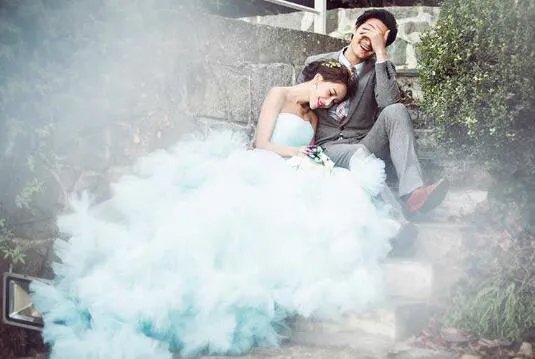 哪里婚纱照拍的比较好 国内拍婚纱照哪家最好