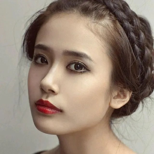 女生穿什么最容易让人一眼就心动？白色连衣裙吗？