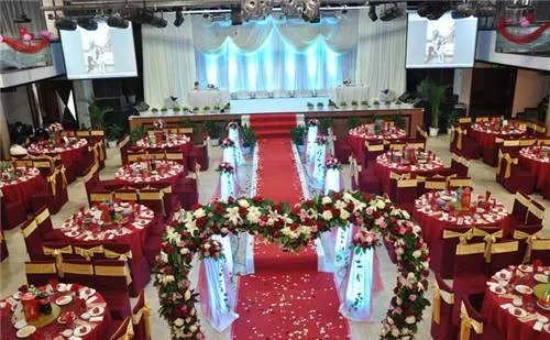西安婚宴酒店排名 西安中等档次婚宴多少钱一桌