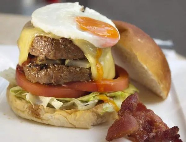 爱吃肉的美国人,为什么会让鸡爪这种美食暴殄天物?