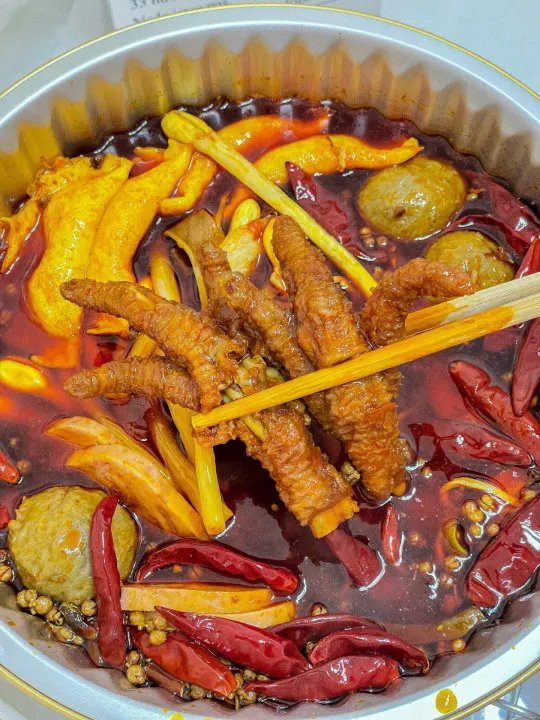 好无语成都这家火锅外卖真的有毒吧……