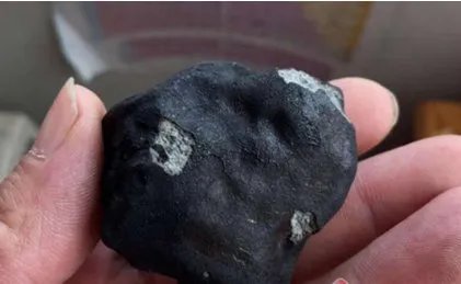 云南坠落陨石年龄有多大？