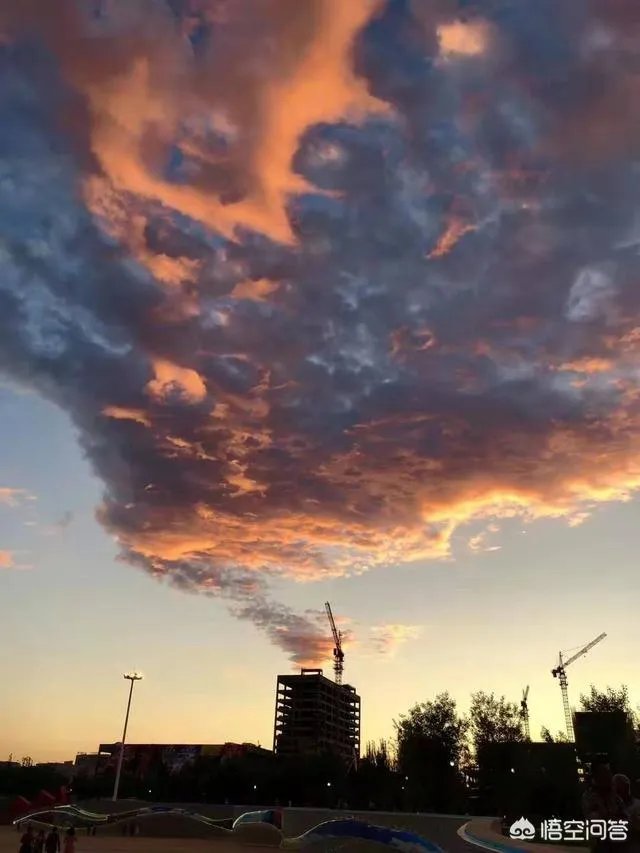 今年夏天你有拍到火烧云吗，可以分享一下吗？