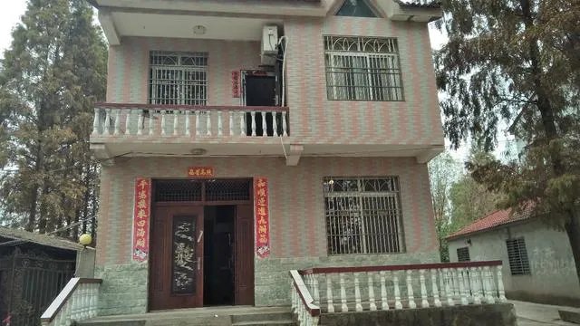 农村自建房三层真实图