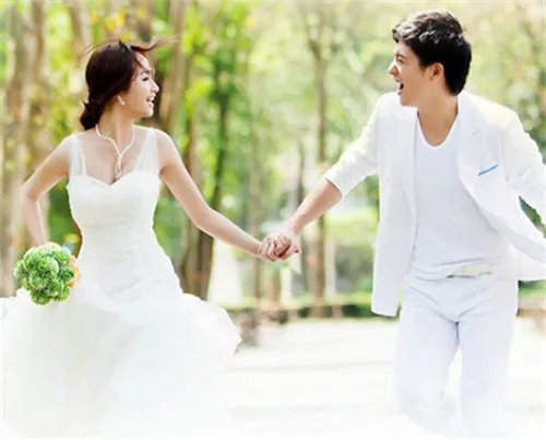 结婚照姿势大全 婚纱照有哪些姿势