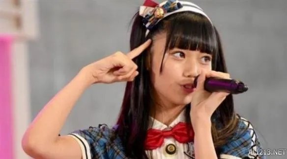 日本“一亿光年美少女”美少女出炉 这长相内心崩溃！