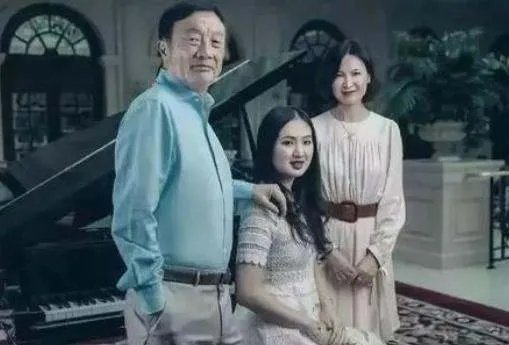 孟晚舟在他国漂泊700多天，她的妹妹姚安娜为了她做了什么？