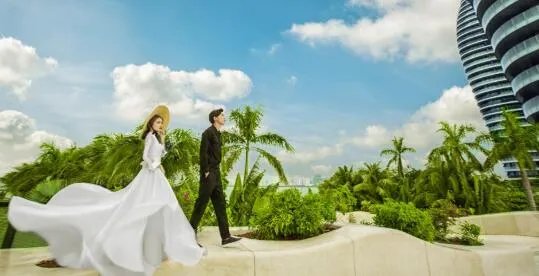 三亚旅拍婚纱照选哪家 去三亚旅拍婚纱照大概多少钱
