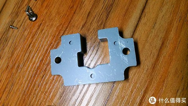 键盘鼠标外设 篇四十四:雷蛇Naga那伽梵蛇无极幻彩版底座拆解与便携化改造分享