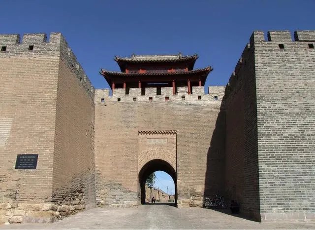 紫荆关处于保定的哪个位置?