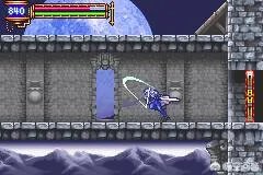 经典游戏《恶魔城：晓月圆舞曲》中，你觉得最强的几件武器是什么？