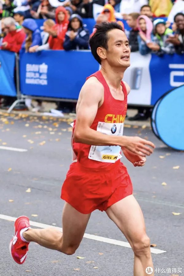 疫情后是不是想跑步啦？这里有一份跑步装备选购建议送给你