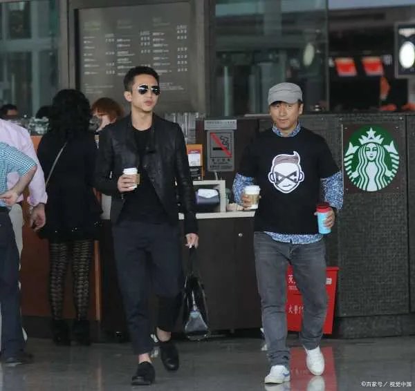 邓超参加李丁先生追悼会，为何会被张国立大骂滚出去？