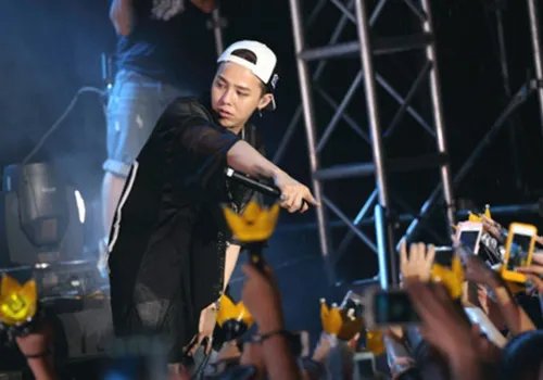 曝权志龙赞krystal过程 揭秘气二人绯闻始末