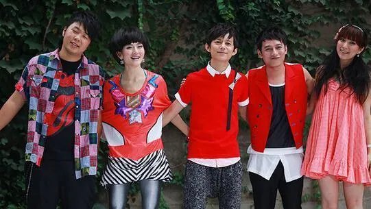 怎么评价吴昕？