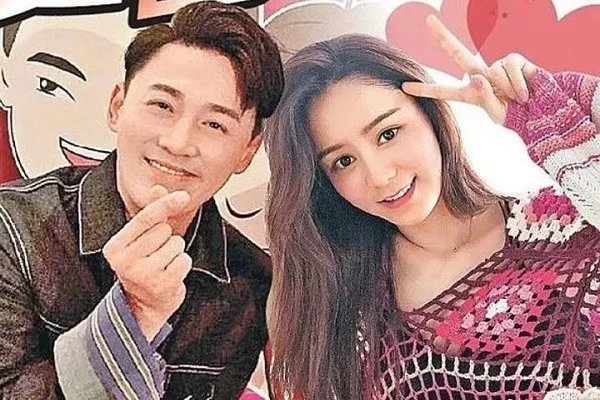 林峯张馨月宣布结婚跨年晚会