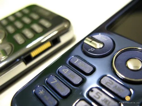 200万像素入门直板 索尼爱立信S302图赏