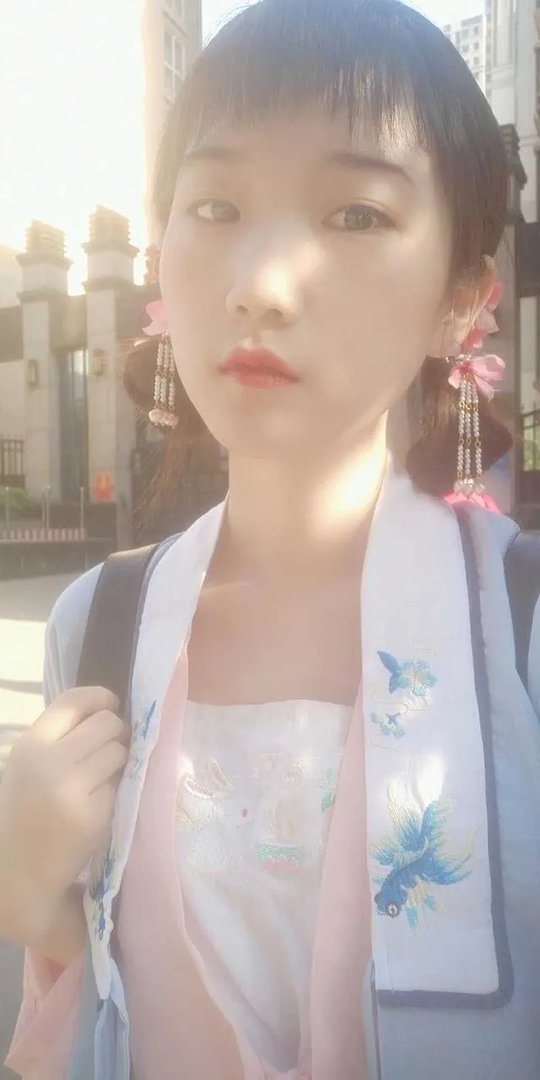 汉服圈中，有的人为什么拒绝影楼服装？