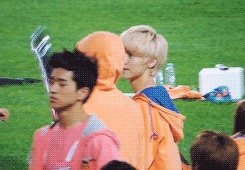 球吴世勋快本可爱颂的动图、还有他其他的动图+图片都可以 要萌啊