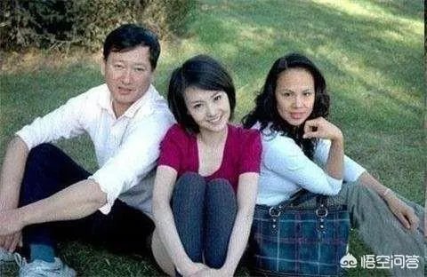 如何评价郑爽爸爸见义勇为火场救人的行为?