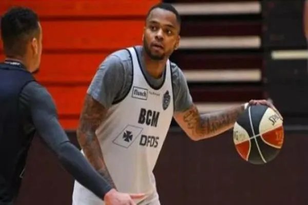 男球员尿检显示怀孕,运动员的尿检是否太不严格了?