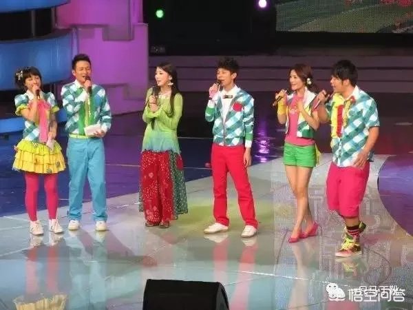 怎么评价吴昕？