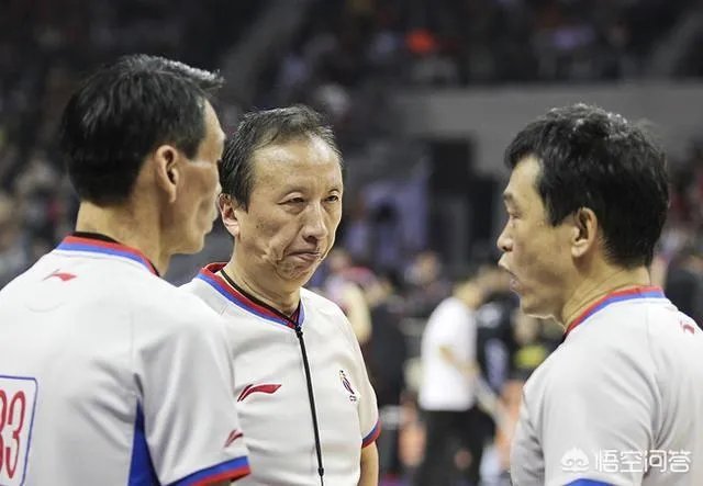 福特森绊人事件和睢冉肘击事件,除了硬件设施,CBA与NBA明显的差距还有哪些?