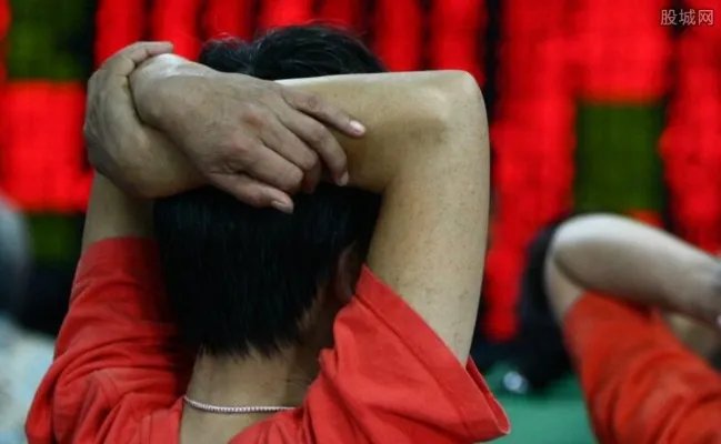 上市公司年报在哪下载 两大途径散户朋友要看清