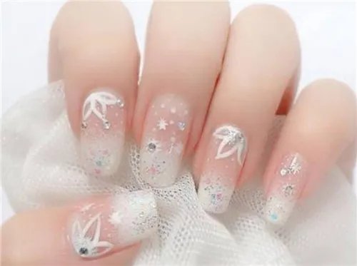 新娘美甲常见的种类有哪些 2017最新美甲款式