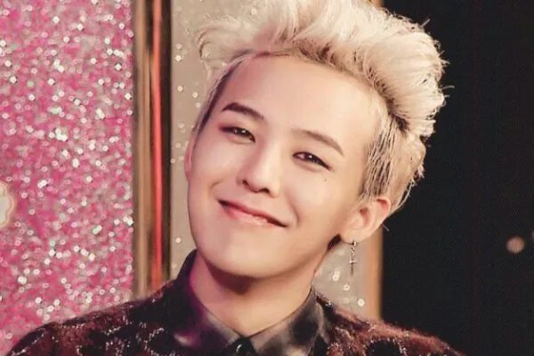 被举报违反防疫规定的明星权志龙，明星是不是根本不在乎别人的生命？