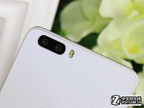 春游踏青拍照季 八大拍照旗舰手机推荐