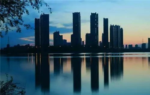 2017年锦州房价走势图 2017年刚需族怎么买到好房子