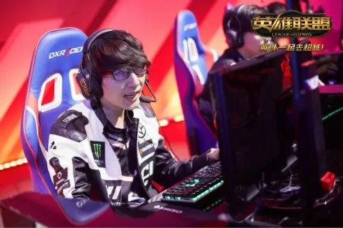 战队恩怨难消 VG与LGD谁能留在LPL？