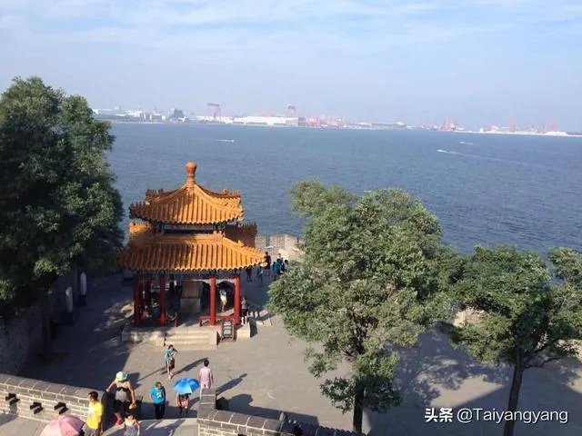 北戴河、南戴河和东戴河，哪里的人少，环境好？