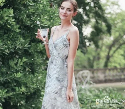 景甜镂空纱裙现身美艳迷人 女生怎么穿裙子好看